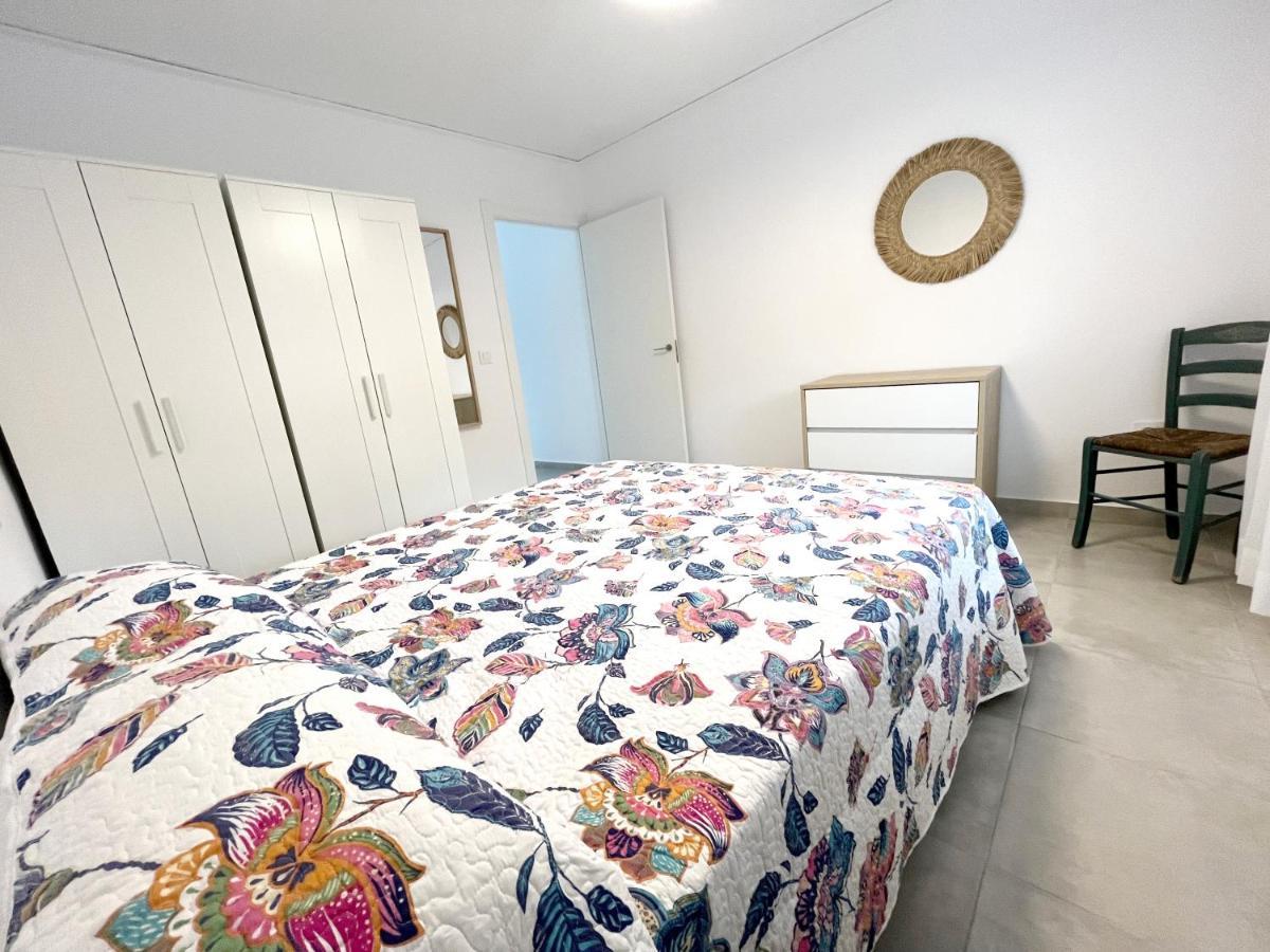 Holiday Beach Apartment Căn hộ Denia